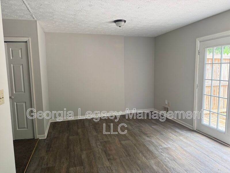 210 Highland Park Drive – photo 3