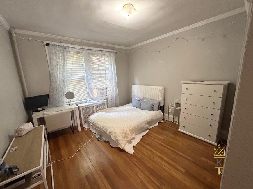 42 Longwood Ave. – photo 5