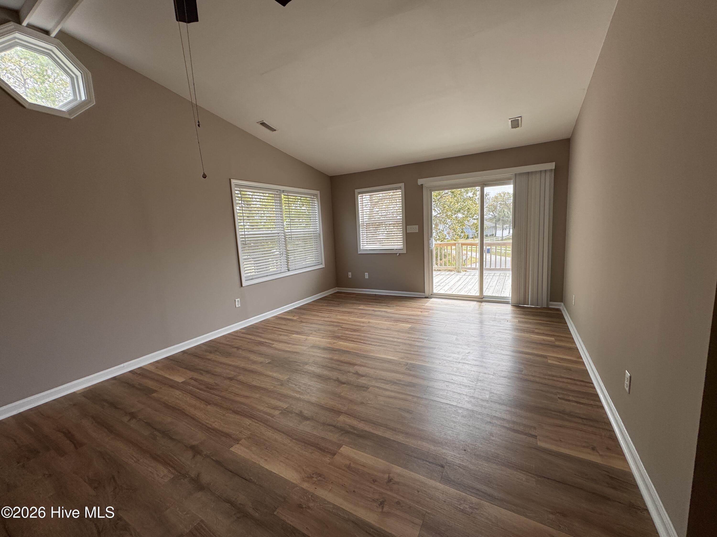 7019 Sound Drive – photo 3