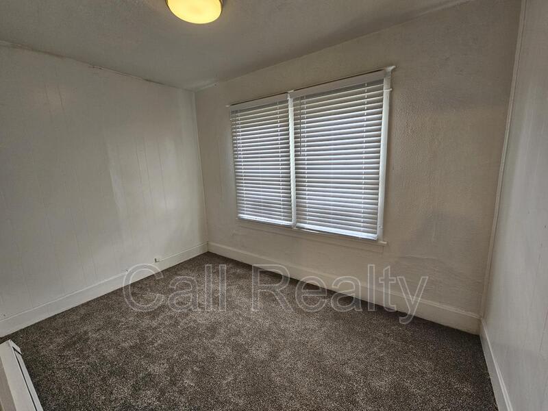 1423 W Maxwell – photo 5