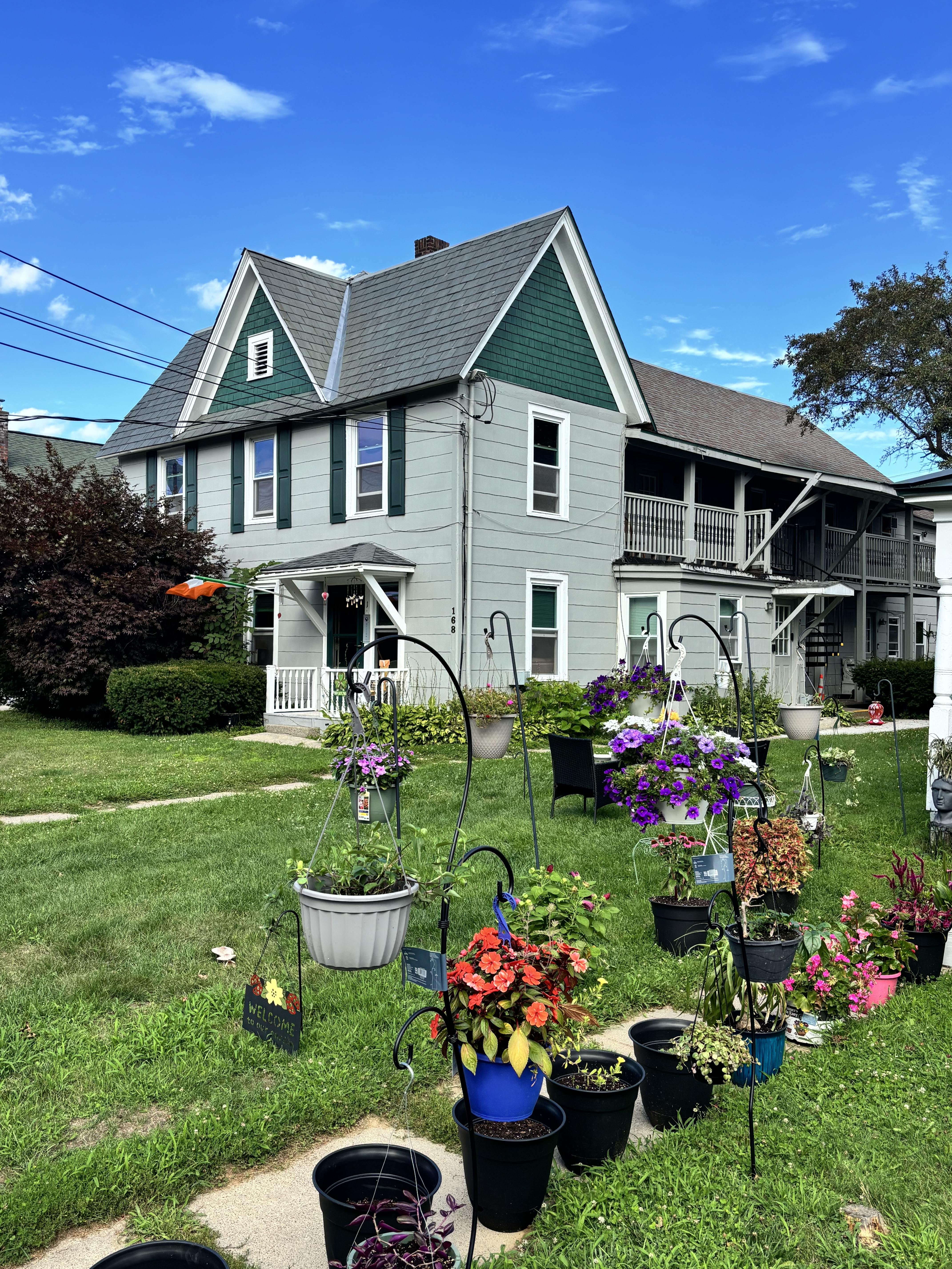 168 Ottawa St – photo 1