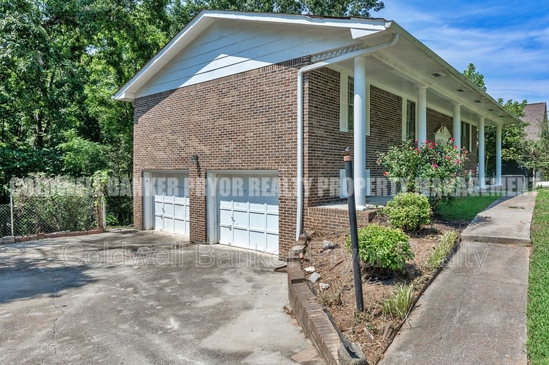 313 Maple Way – photo 2