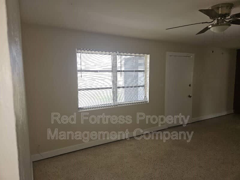 2530 Kennesaw St – photo 2
