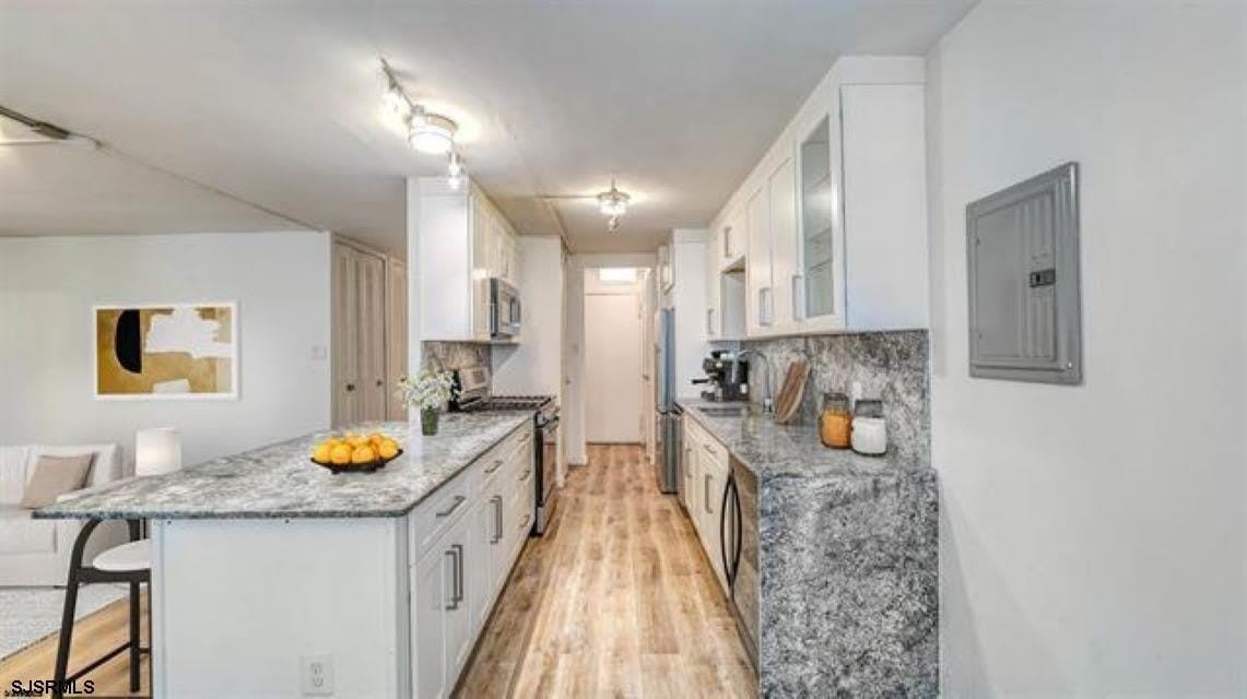 101 S PLAZA Pl – photo 5