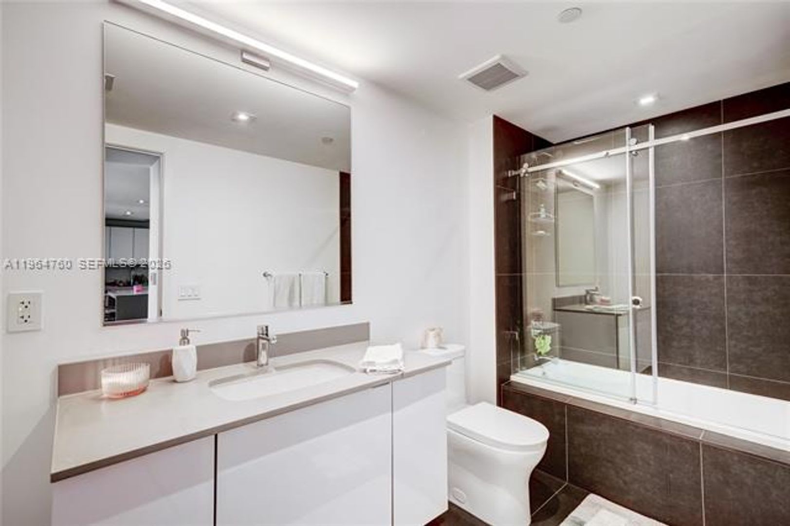 1600 NE 1st Ave cu-3607, Miami, FL 33132 – photo 5