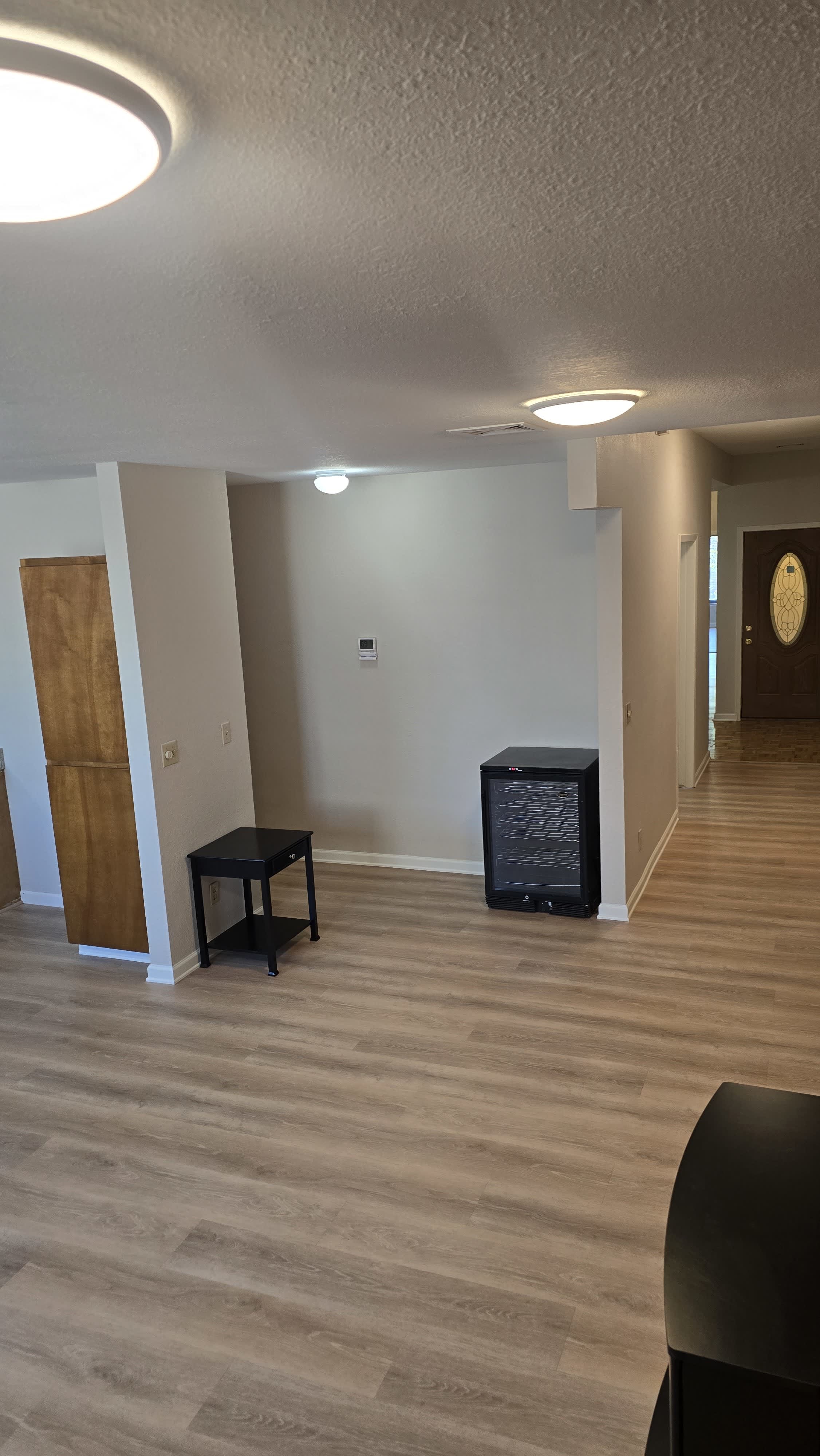 216 E Main St – photo 4