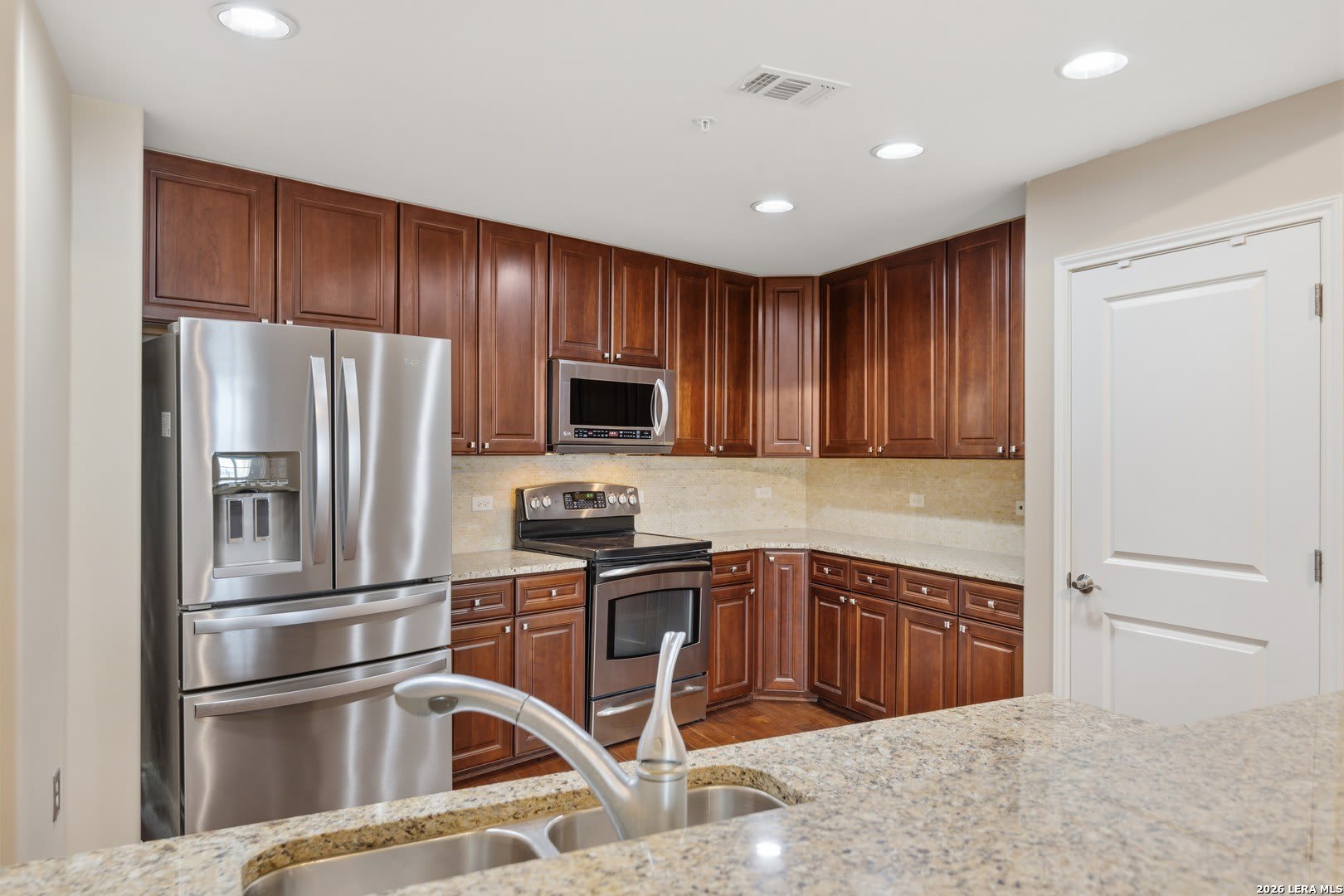 215 Center – photo 5