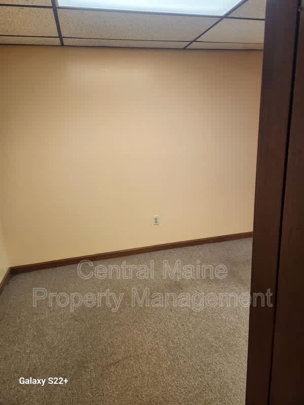 571 Sabattus Street – photo 3