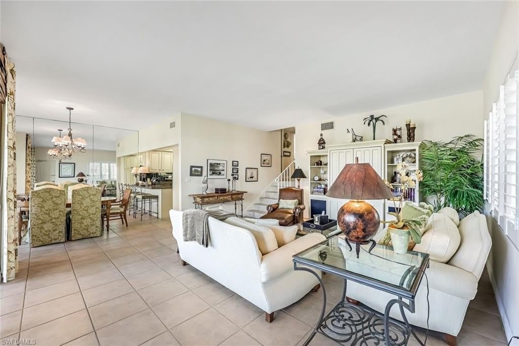 2216 Gulf Shore Blvd N – photo 4