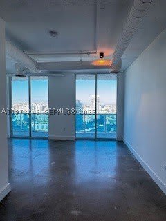 700 NE 25th St – photo 2