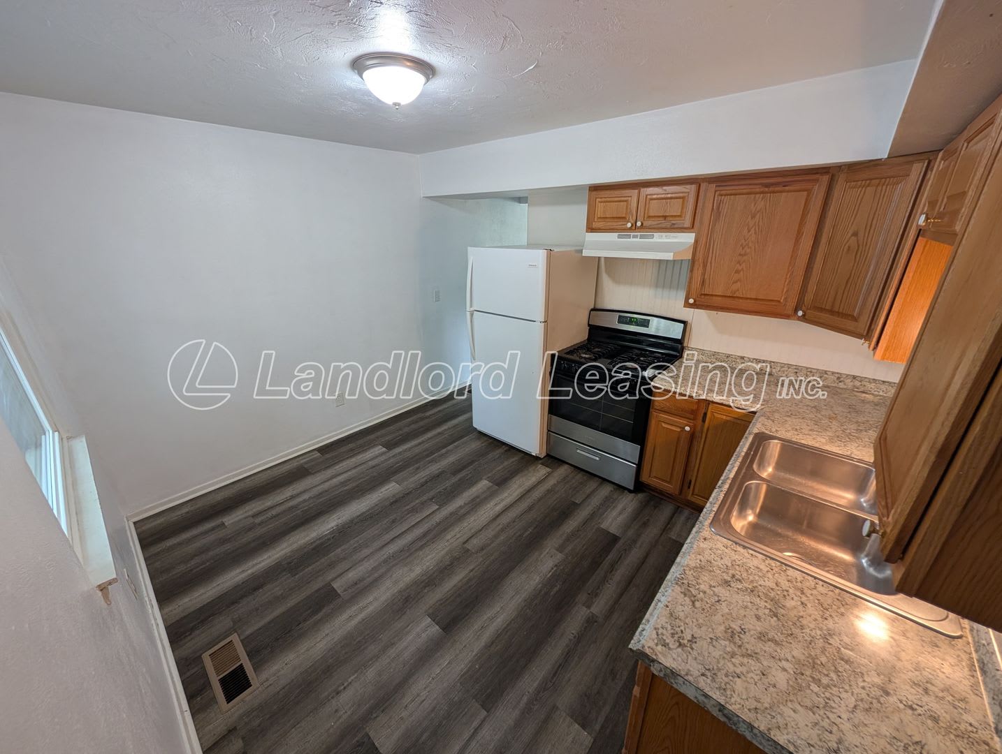 599 Security Deposit Special – photo 5