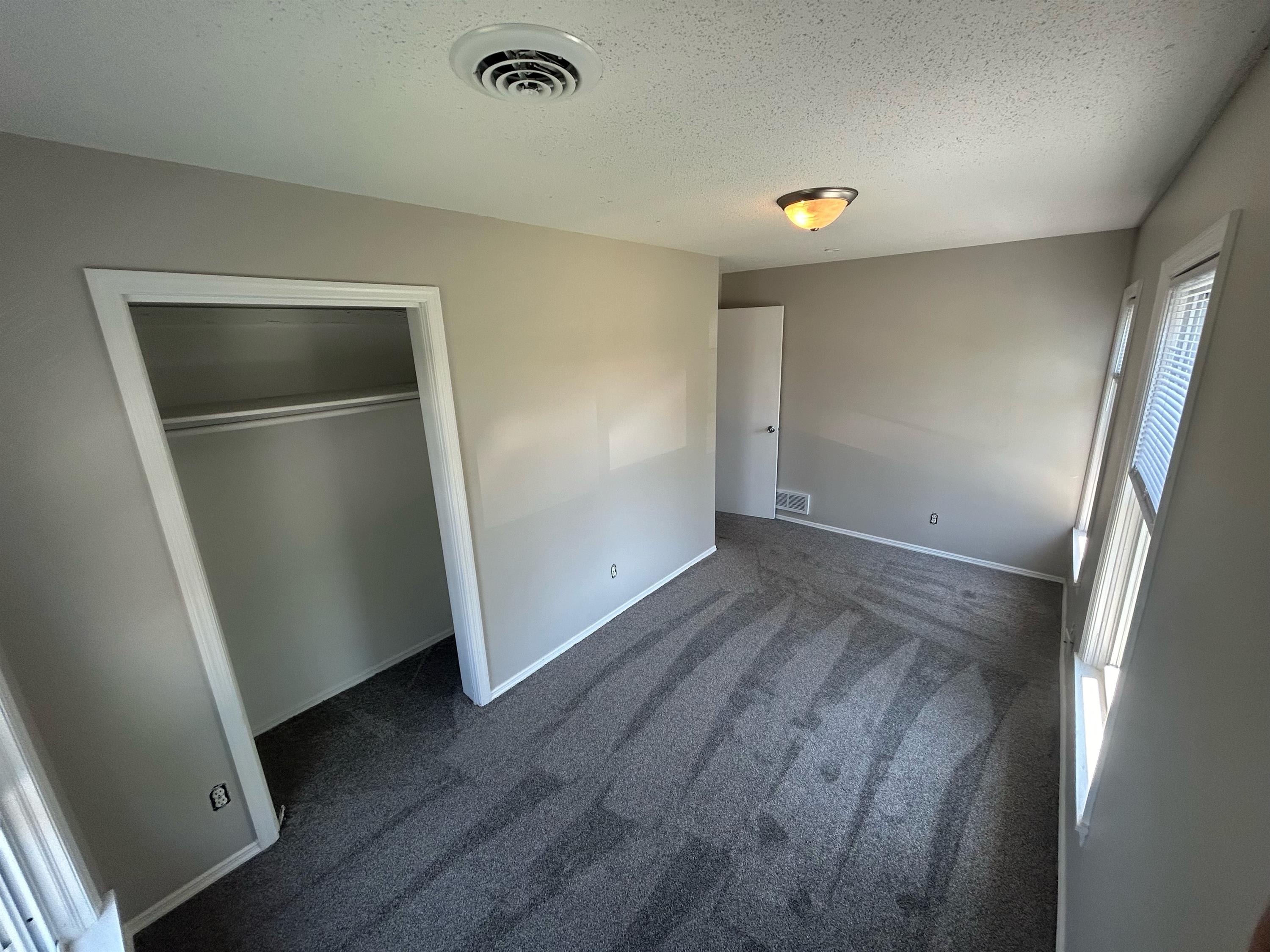 103 East Sangamon Street – photo 4