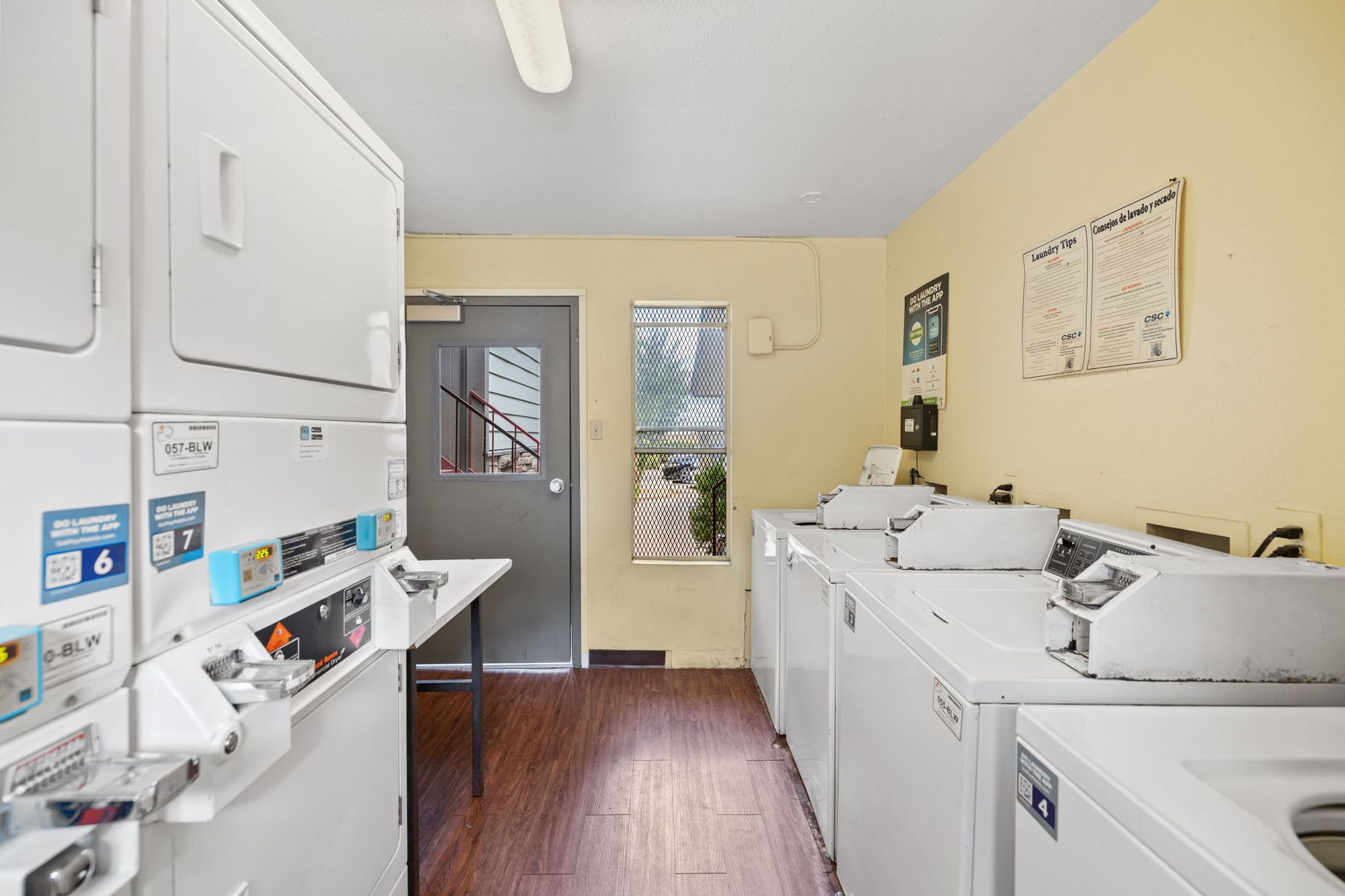 Awesome open Studio Apartments Close to Downtown – photo 4