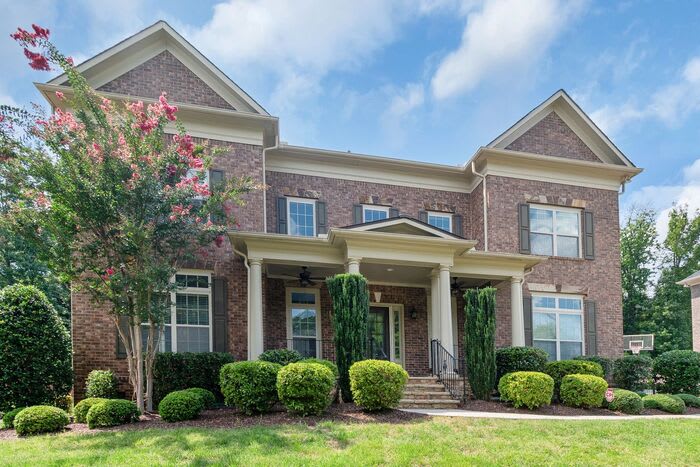 16056 Reynolds Drive – photo 2