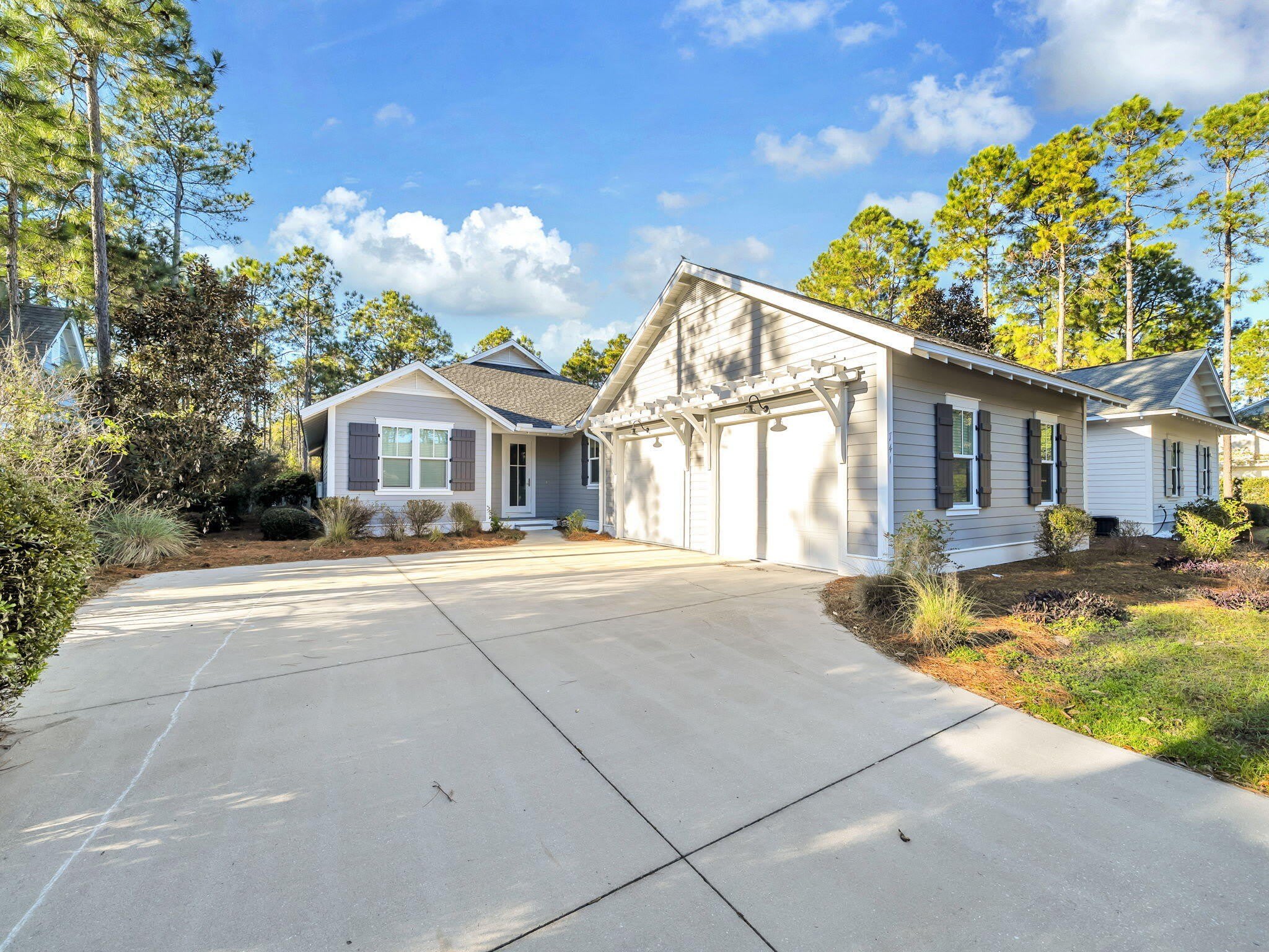 741 Breakers Street – photo 1