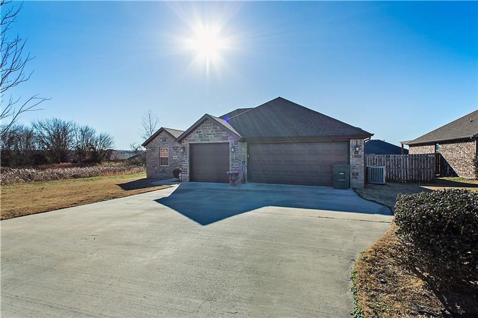 3 Bedroom In Sought After West Side Of Fayetteville – photo 4
