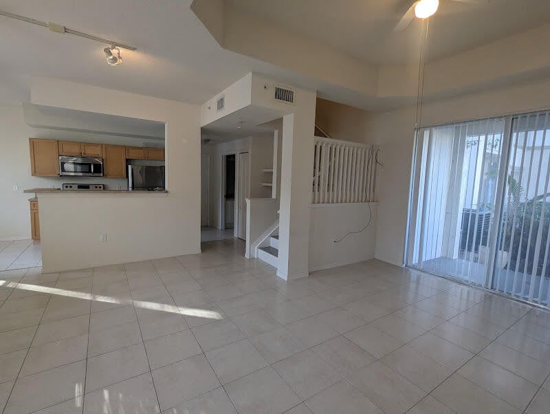 11030 Legacy Drive – photo 5