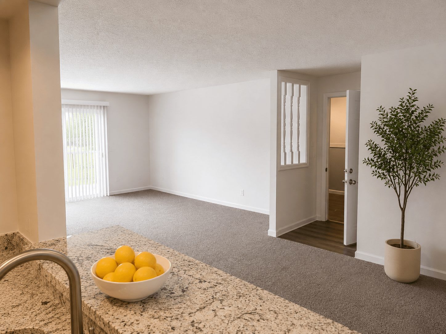 Camelot East Apartments – photo 4