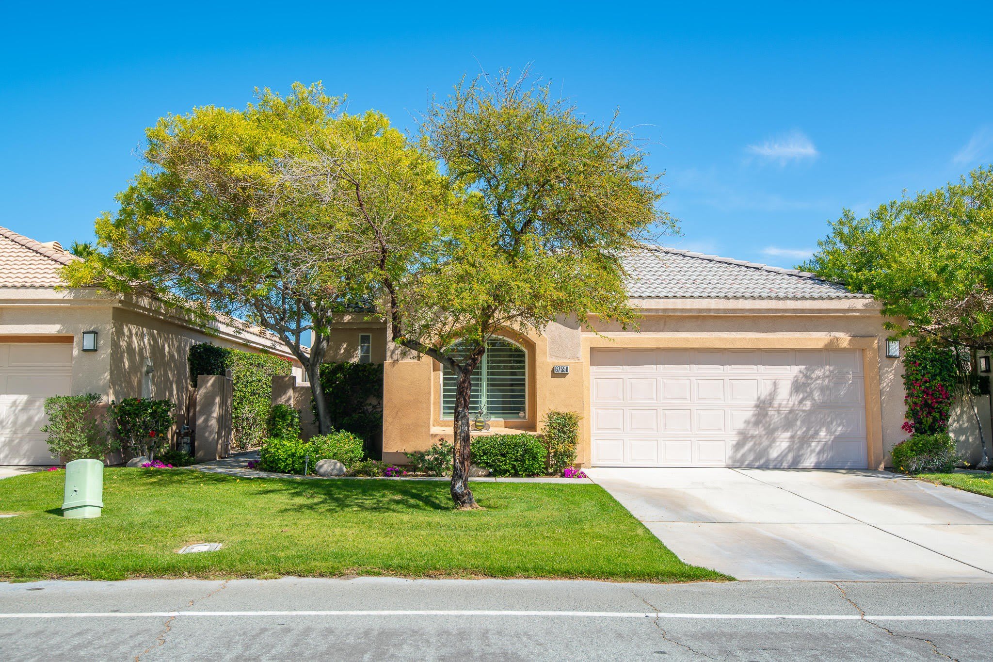 67550 S Laguna Drive – photo 2