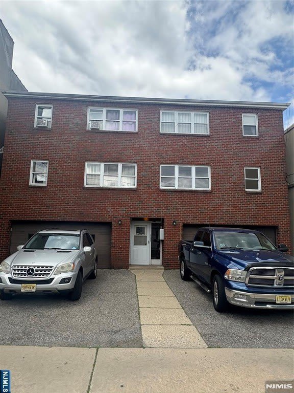 399 Walker Street – photo 1