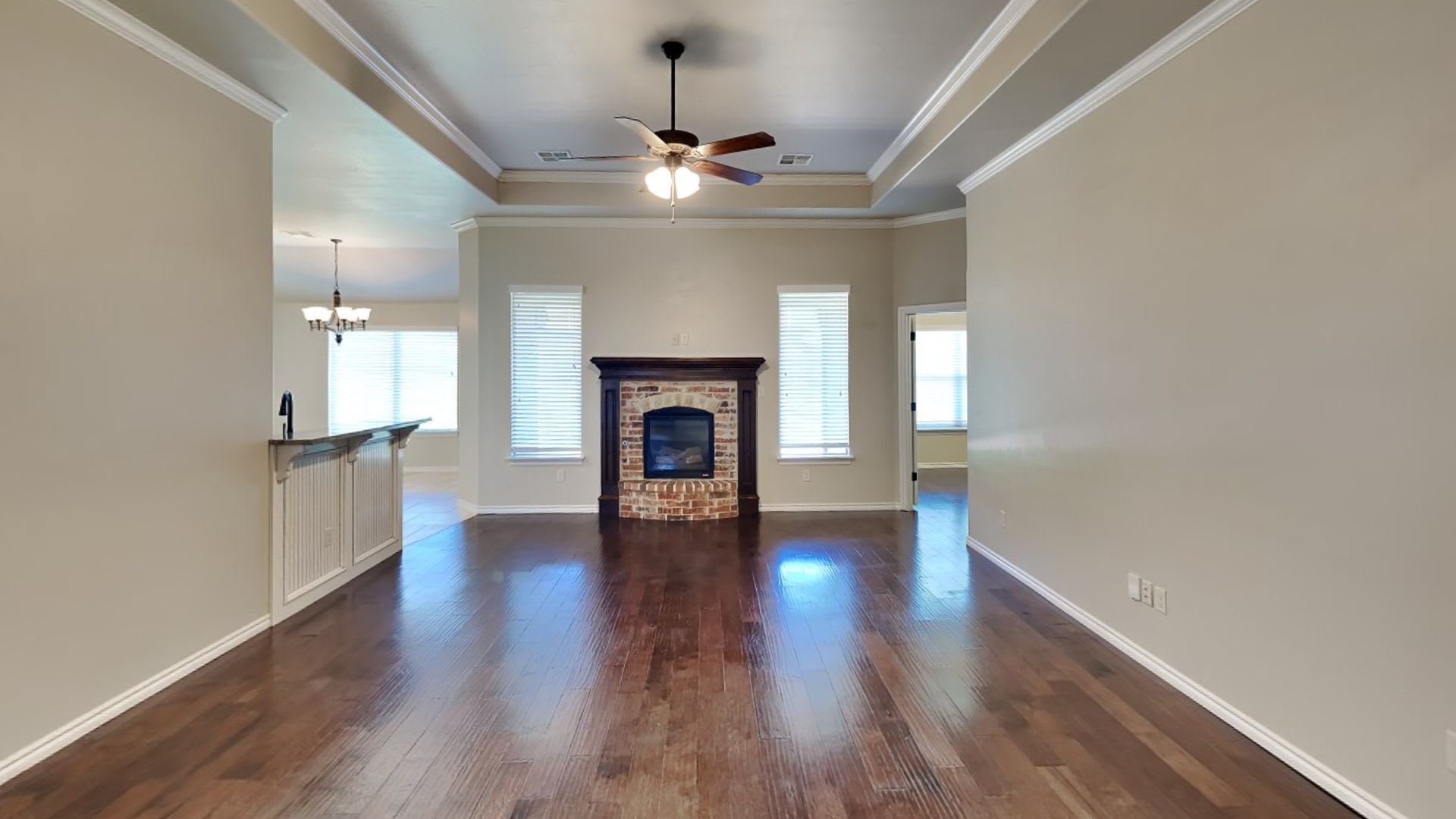 Very Nice 4 Bedroom 2 Bath + Study Home in Yukon Schools – photo 5