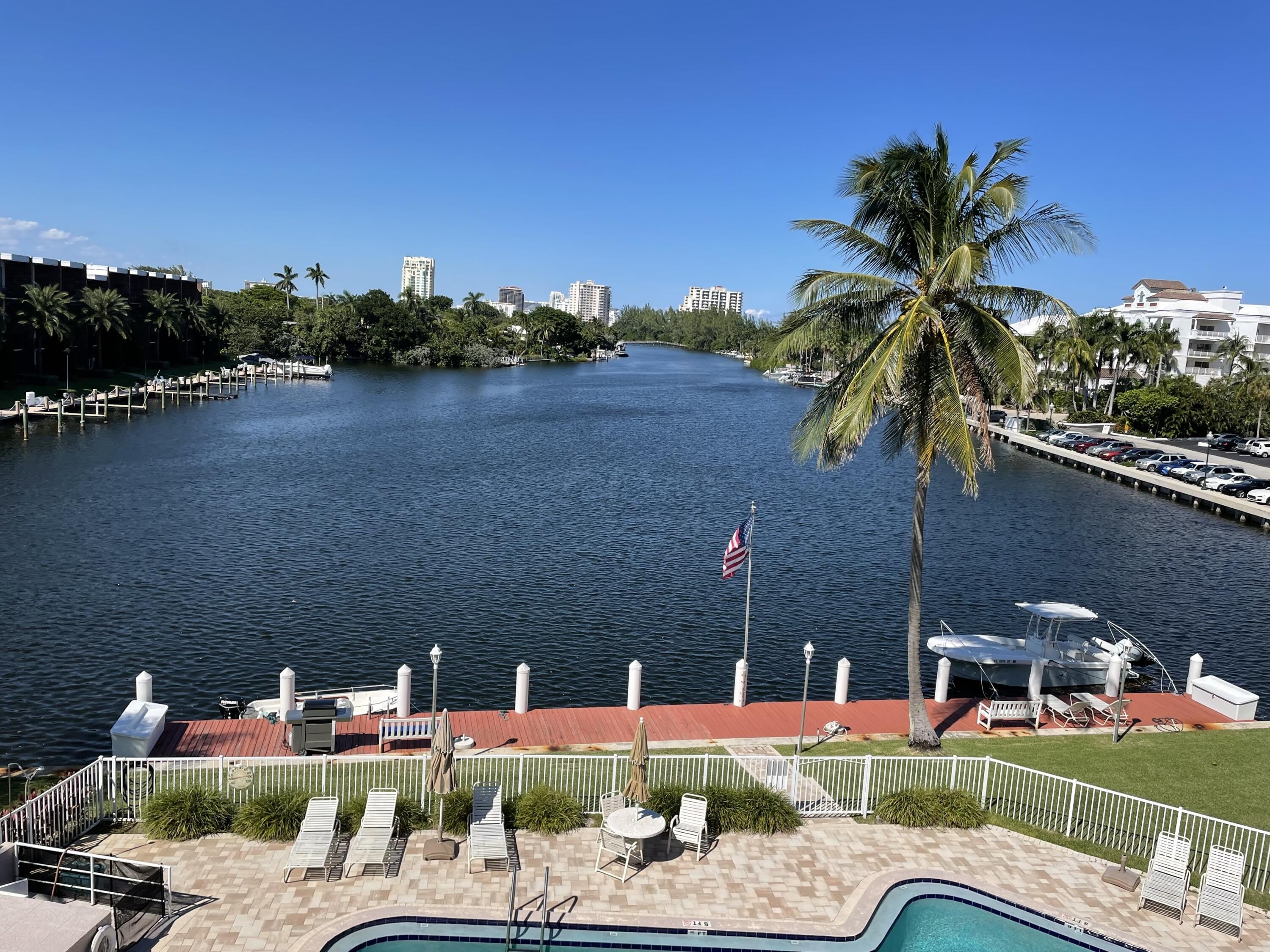 1850 S Ocean Drive – photo 2