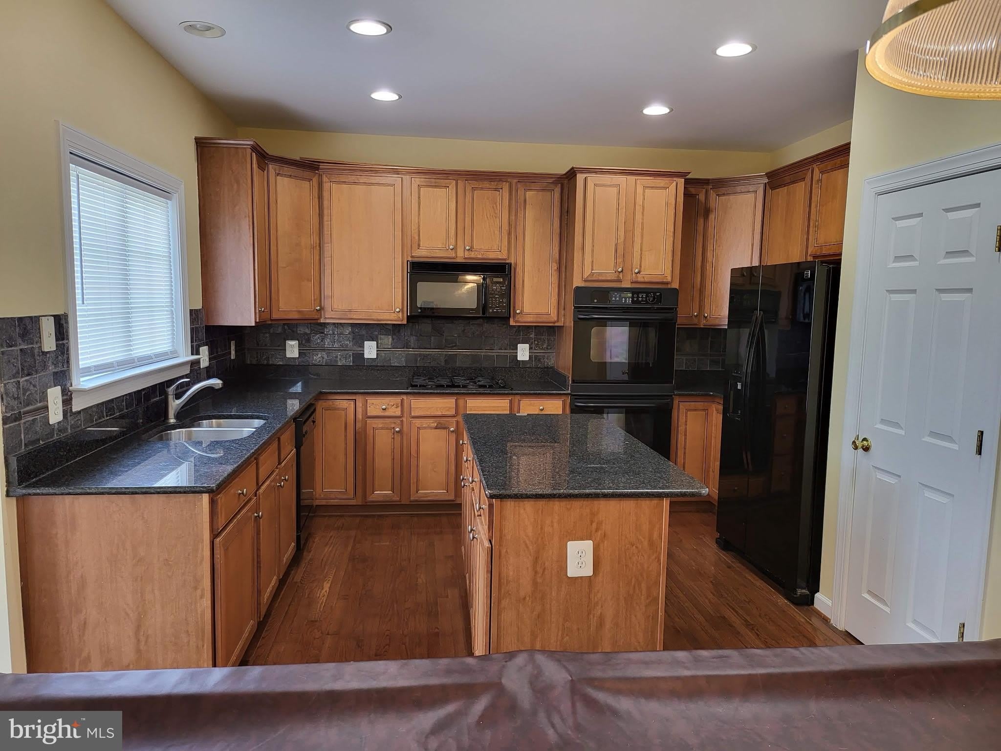 6161 Popes Creek Place – photo 3