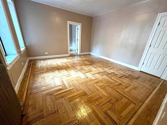 2700 Grand Concourse – photo 2