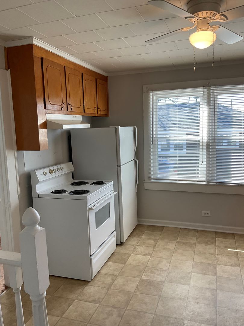 Studio Apartment in Belmont – photo 2