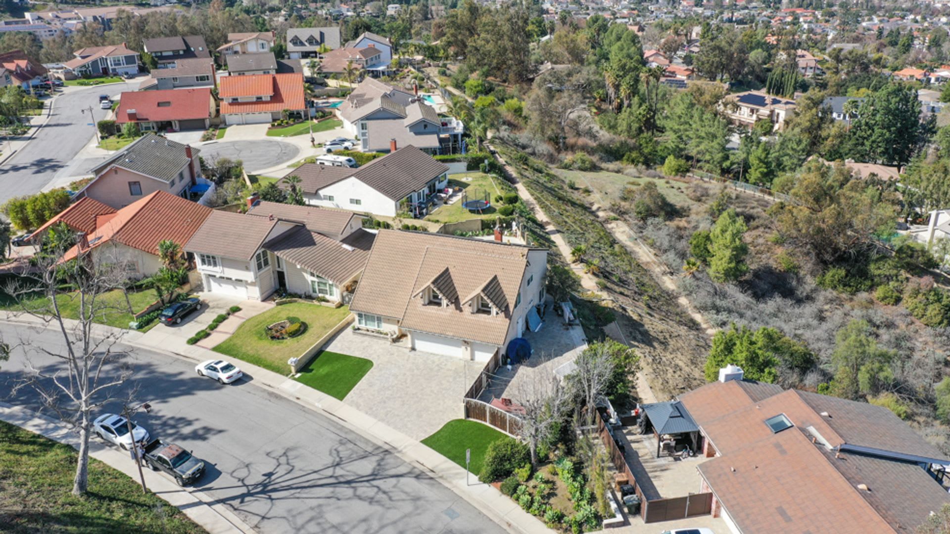 Spacious Rental in Anaheim Hills – photo 4