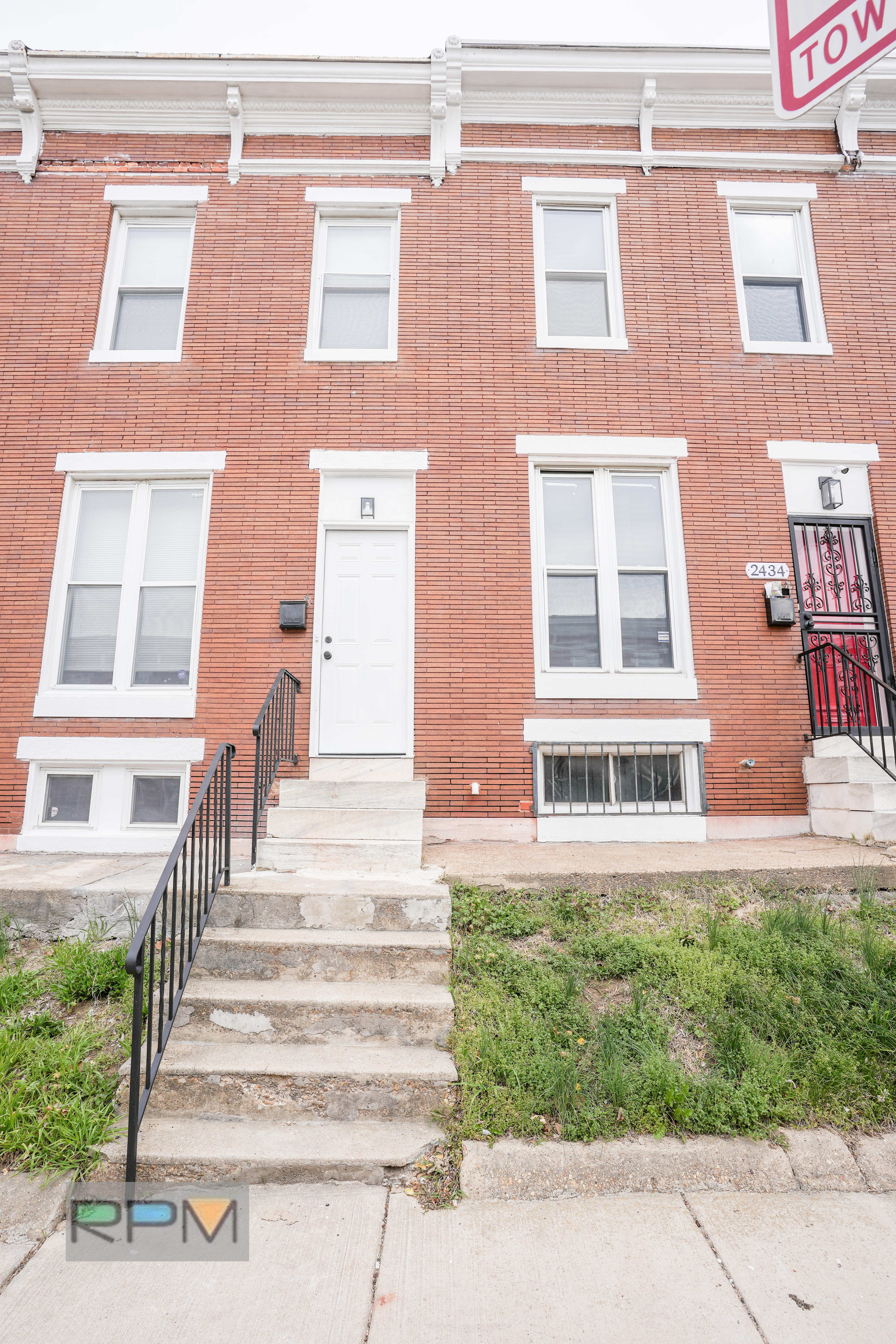 2436 Lauretta Ave – photo 1