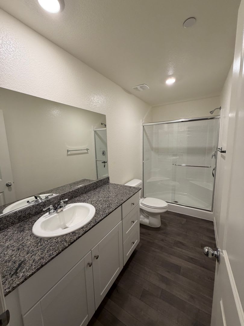 Must See Townhome in Henderson! – photo 5