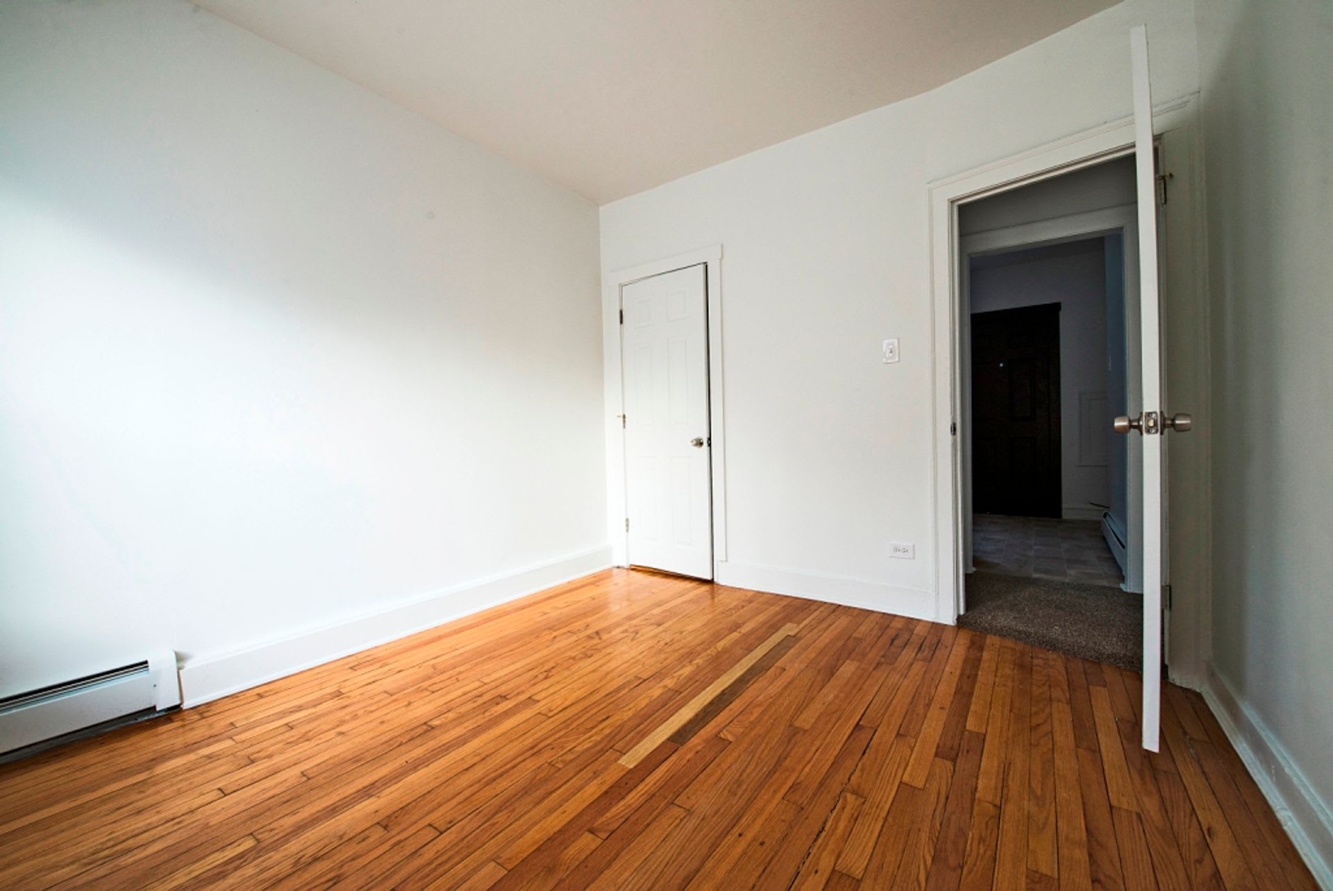 7229 S Yates Blvd – photo 4