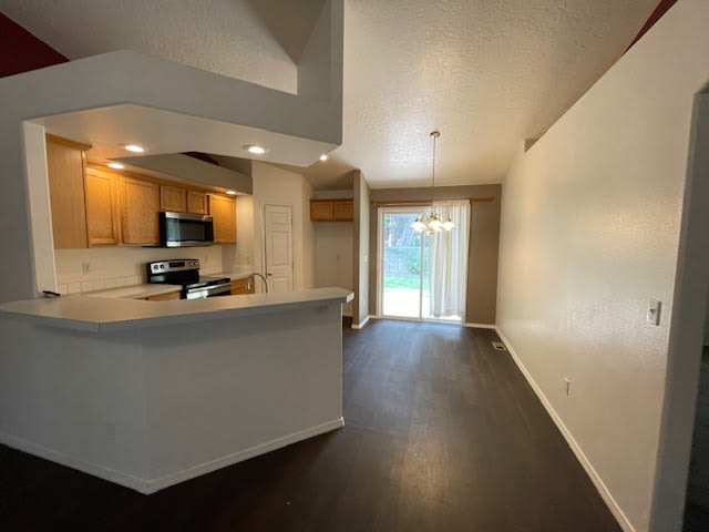 87 Eaton Rd – photo 4
