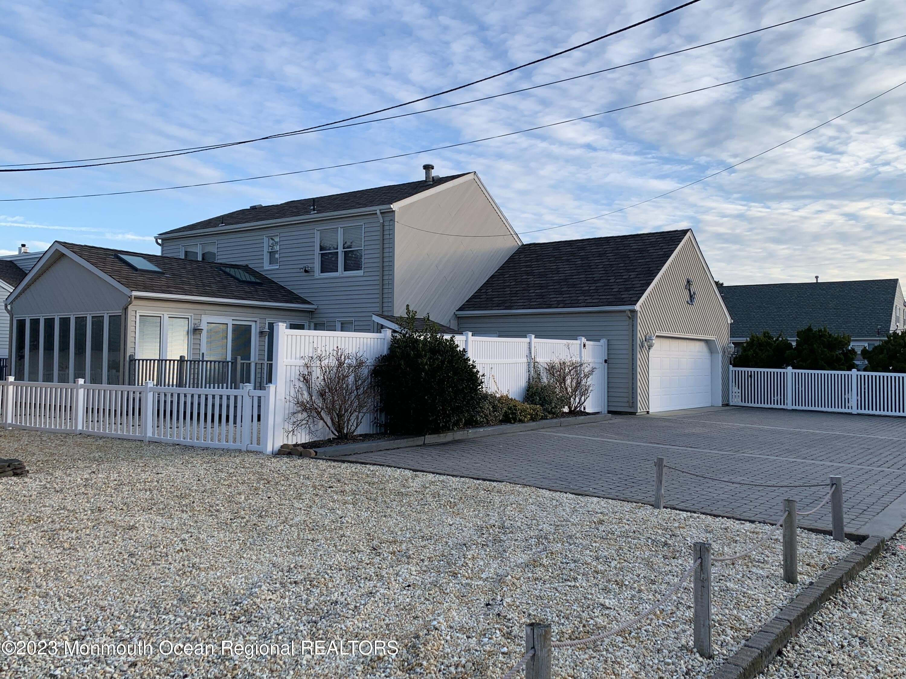 107 Carlton Place – photo 2