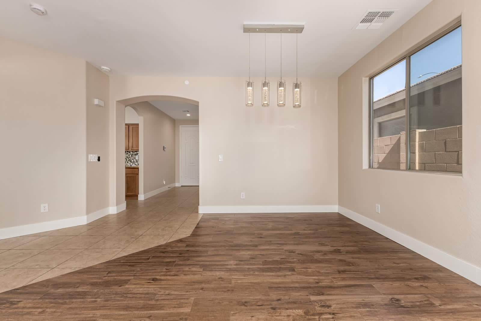 10625 E Knowles Ave – photo 3