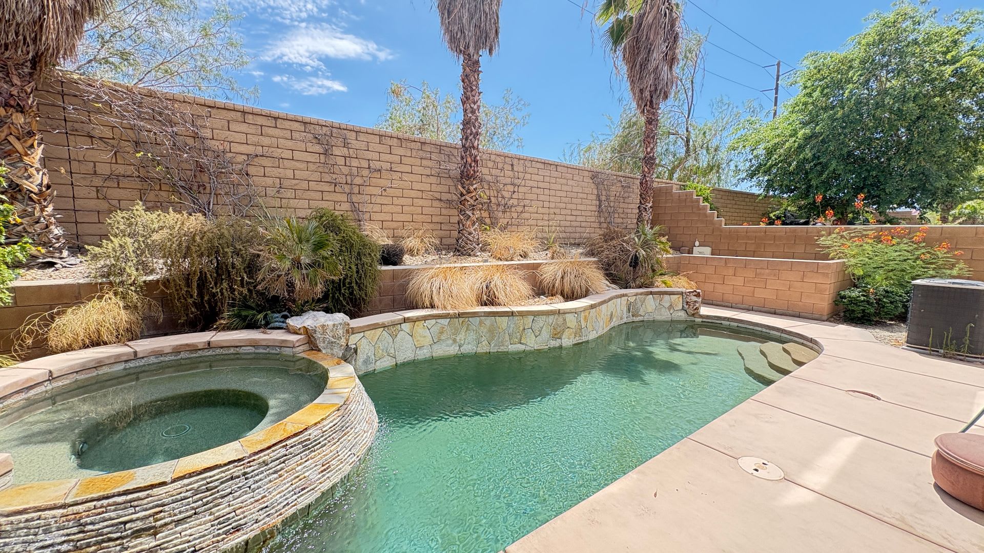 Fully Furnished 4 Bedroom Home With Pool Spa In Palm Desert – photo 4