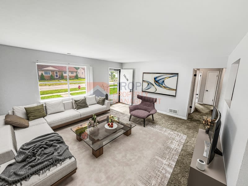 14387 Leonard Avenue – photo 2