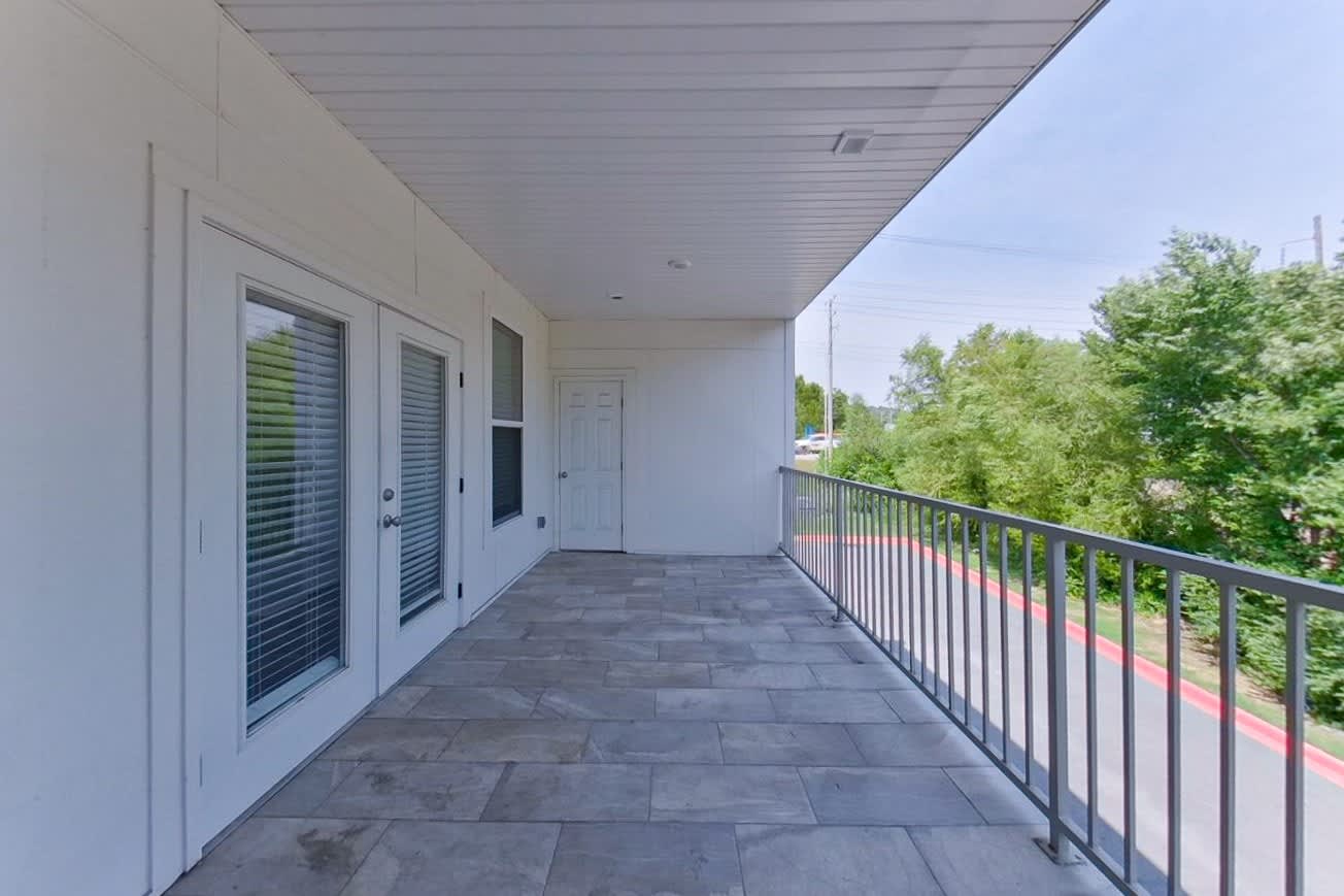 1512 South Razorback Road – photo 3