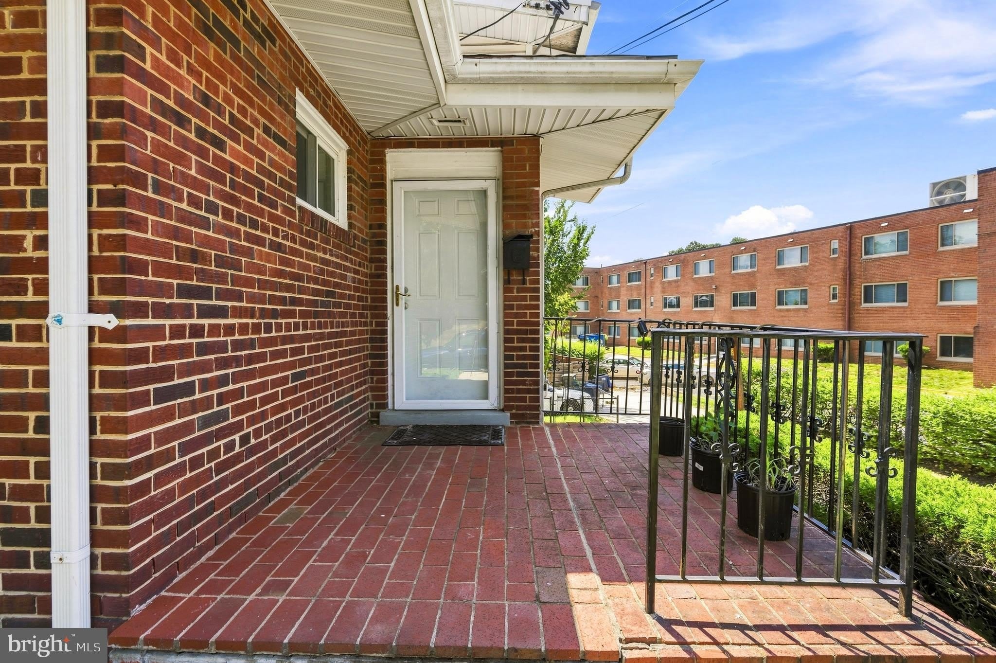 5036 EASTERN Avenue NE – photo 2
