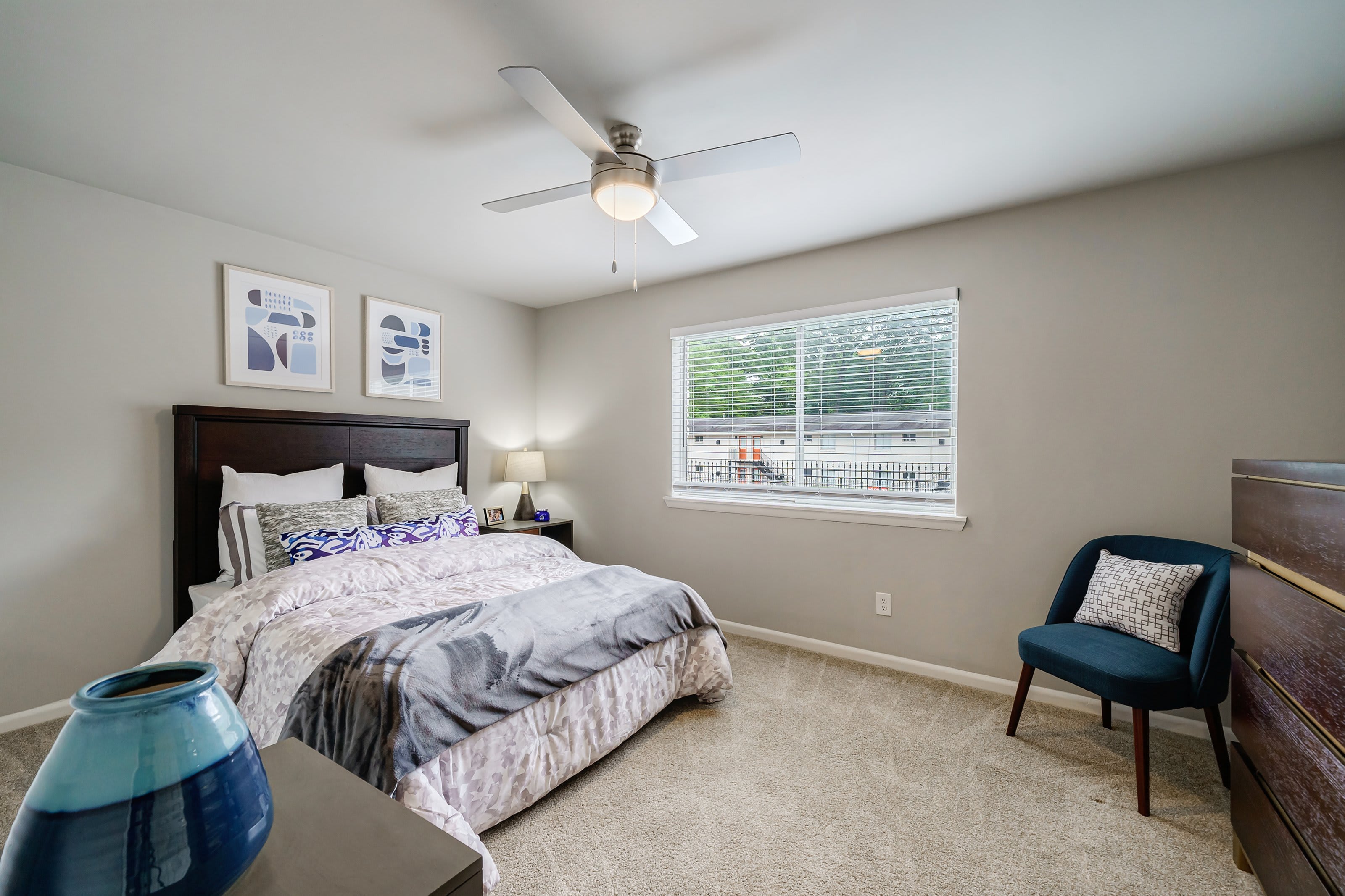 Westlight – photo 2