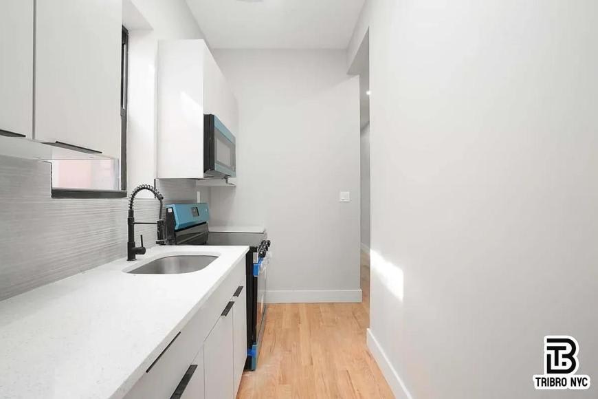 865 Hart Street – photo 5