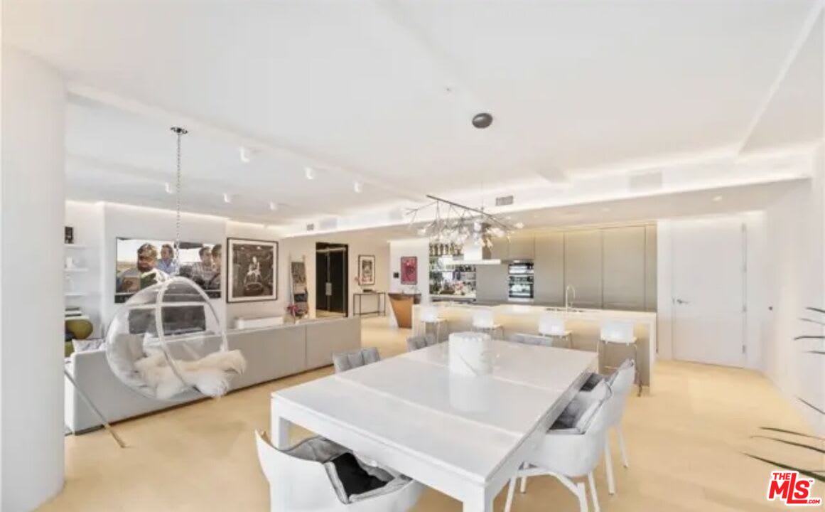 6250 Hollywood Boulevard – photo 4