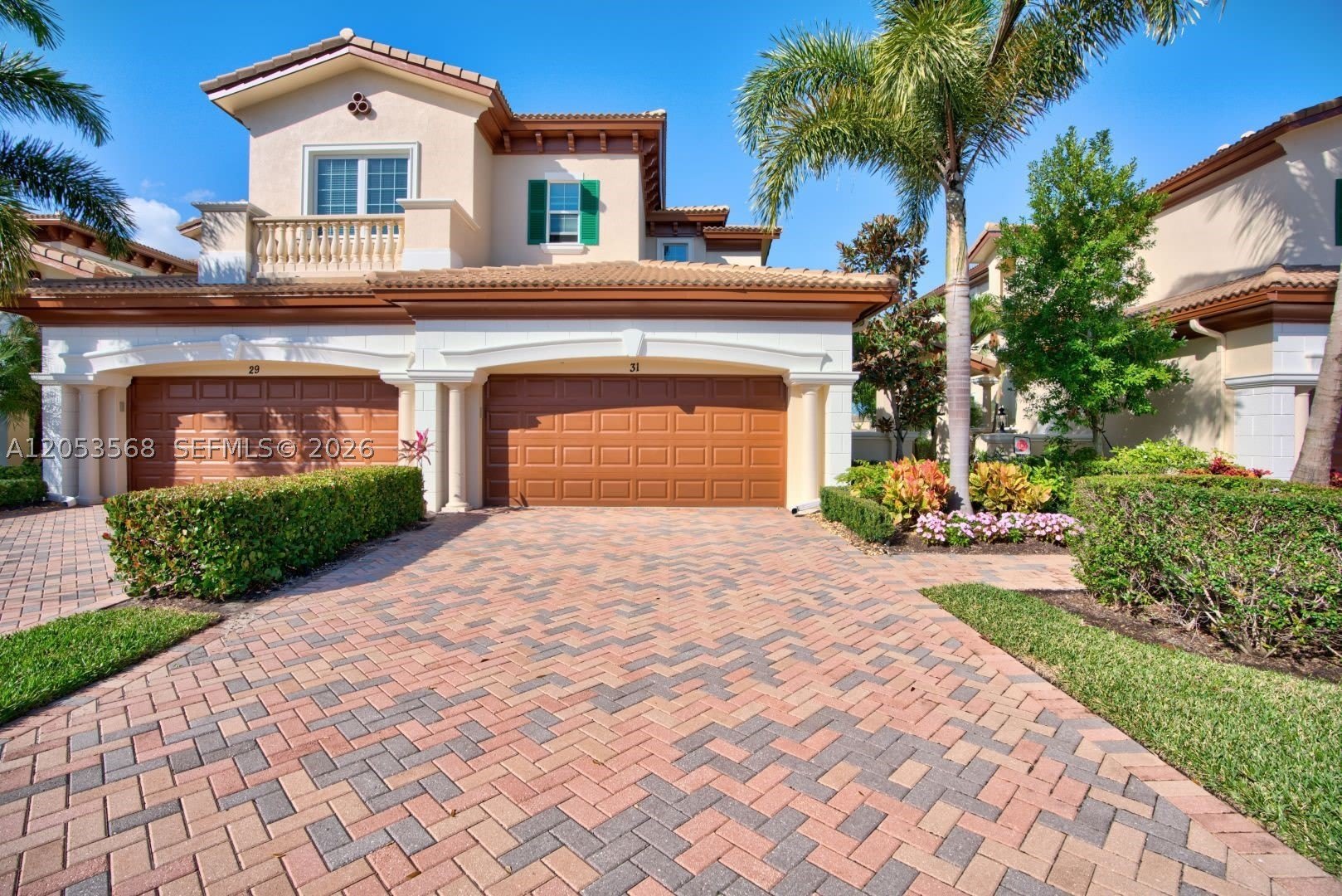 111 Tresana Blvd – photo 1