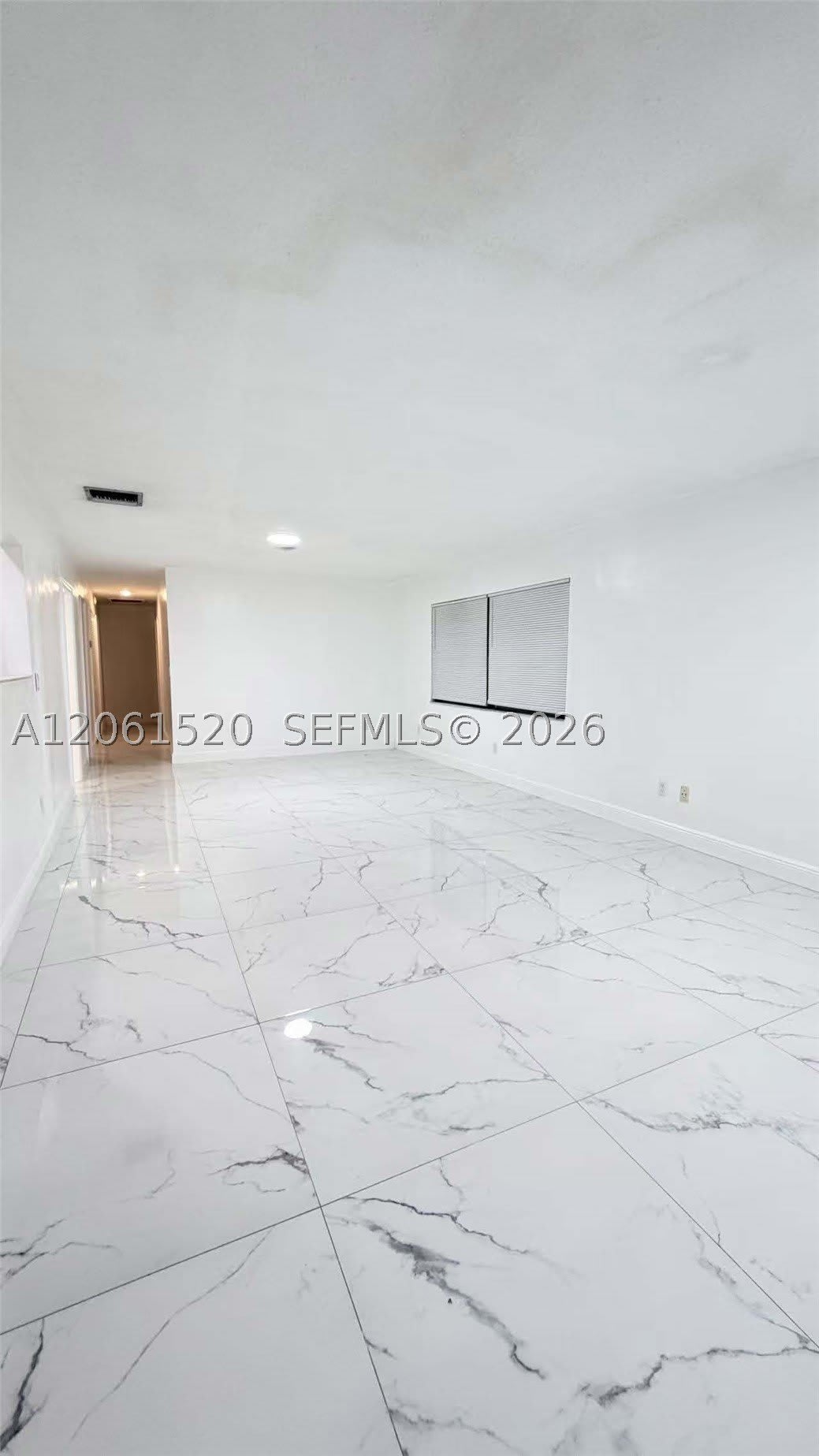 637 SW 1st St – photo 4