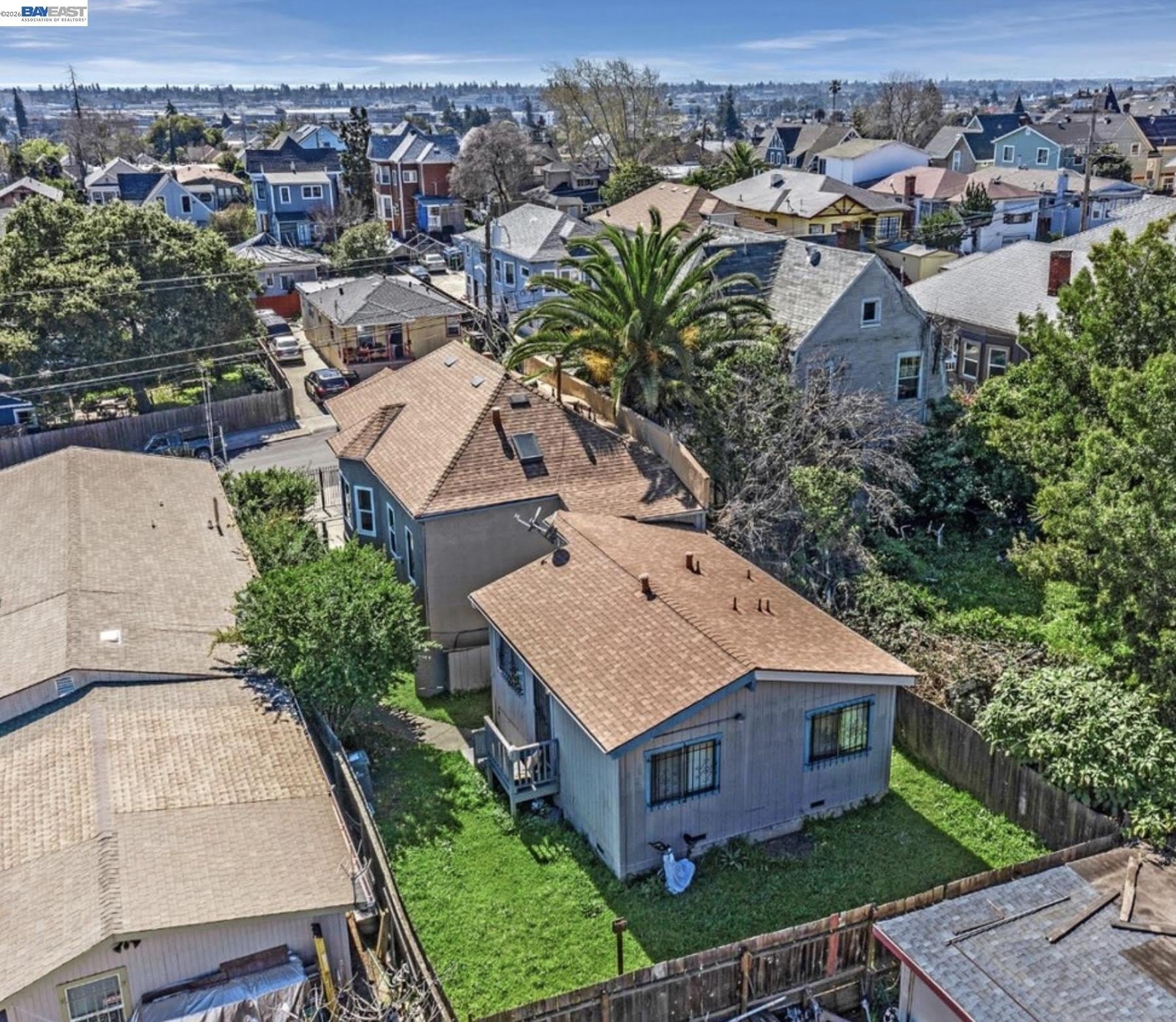 2422 E 24th Street – photo 4