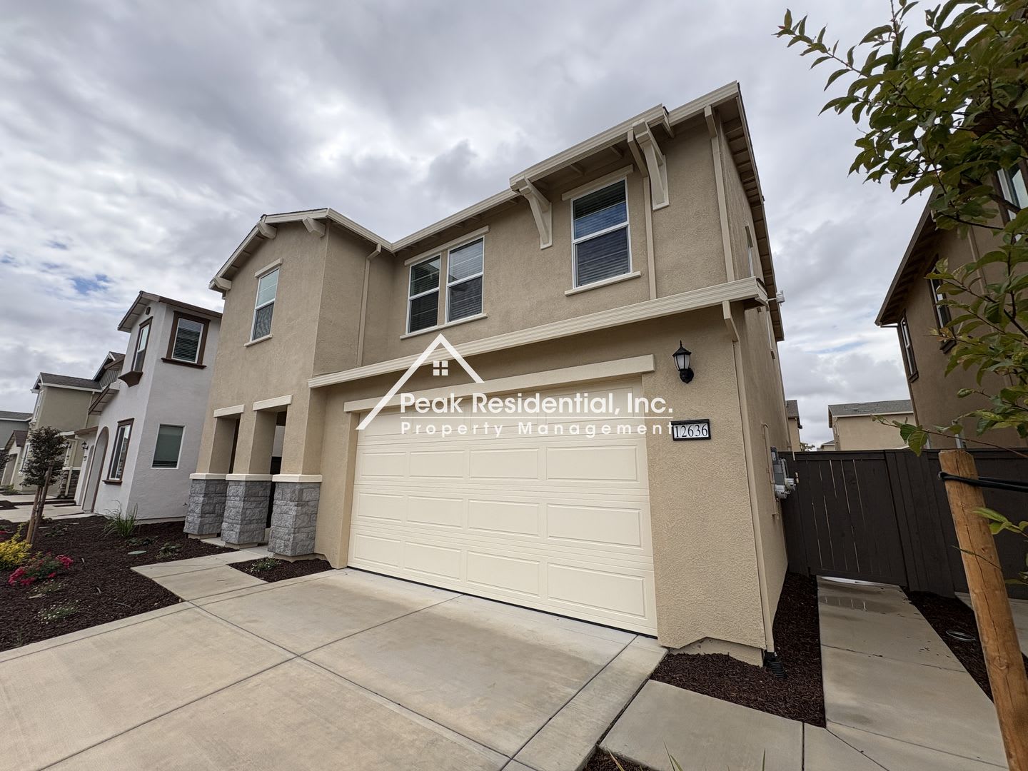 Brand New 3bd/2.5 Rancho Cordova Home With Loft-Must See! – photo 2