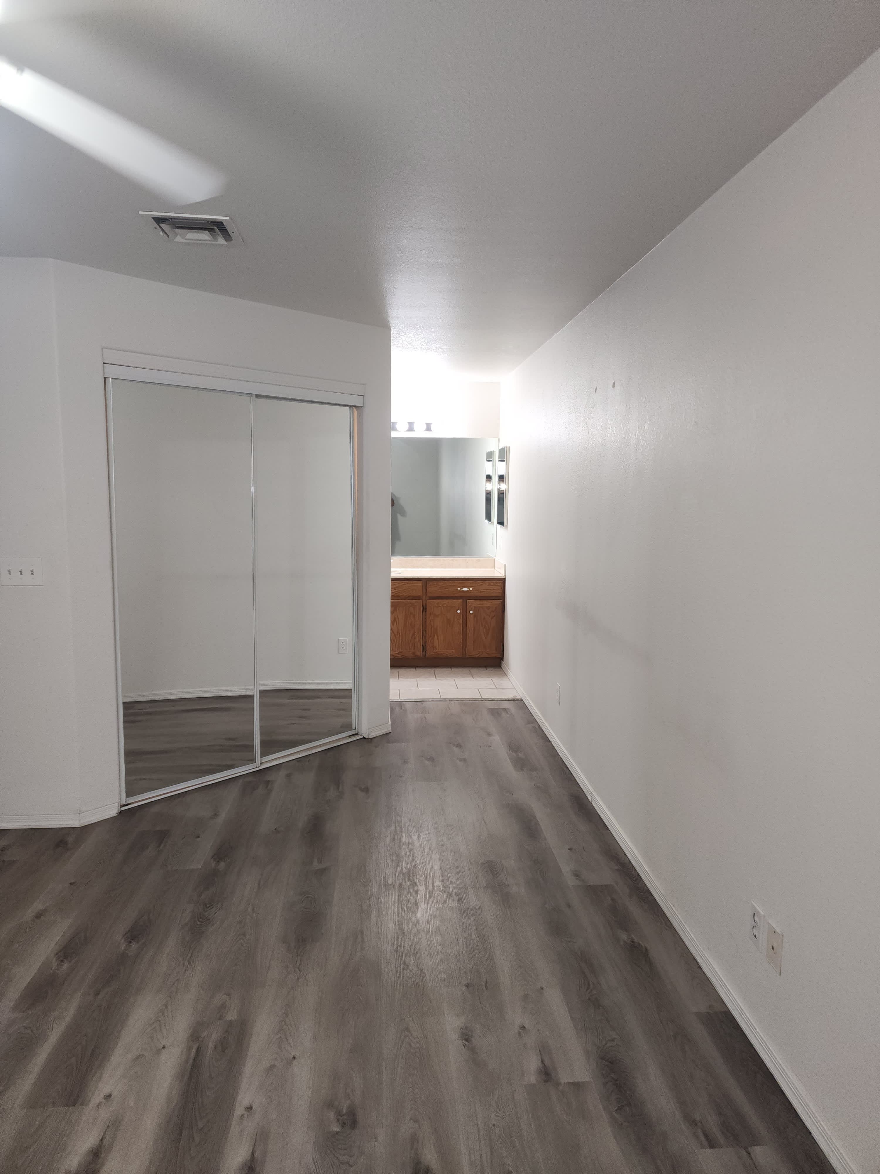 1620 Avalon Court – photo 5