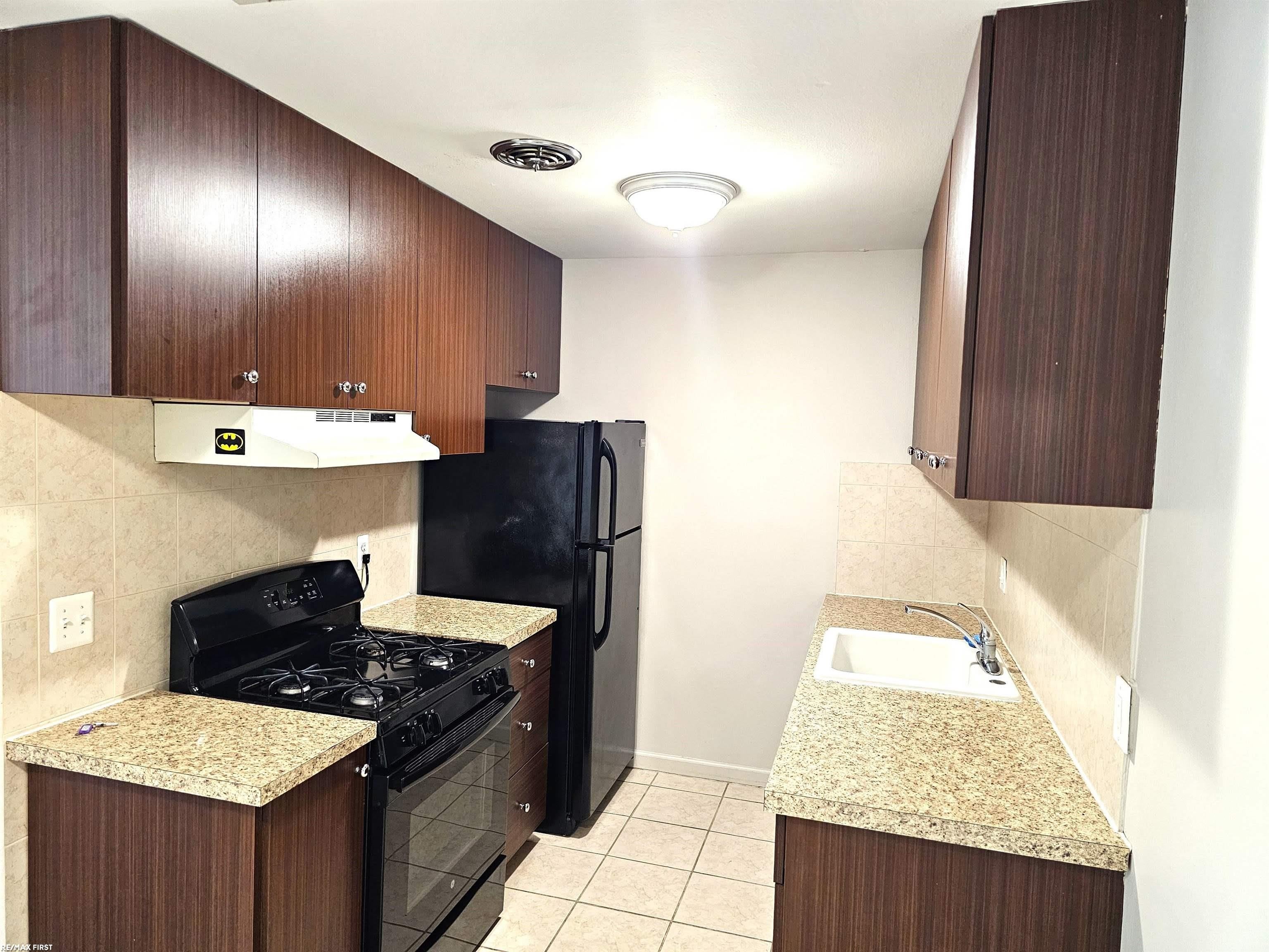 38255 Fairway Court – photo 2