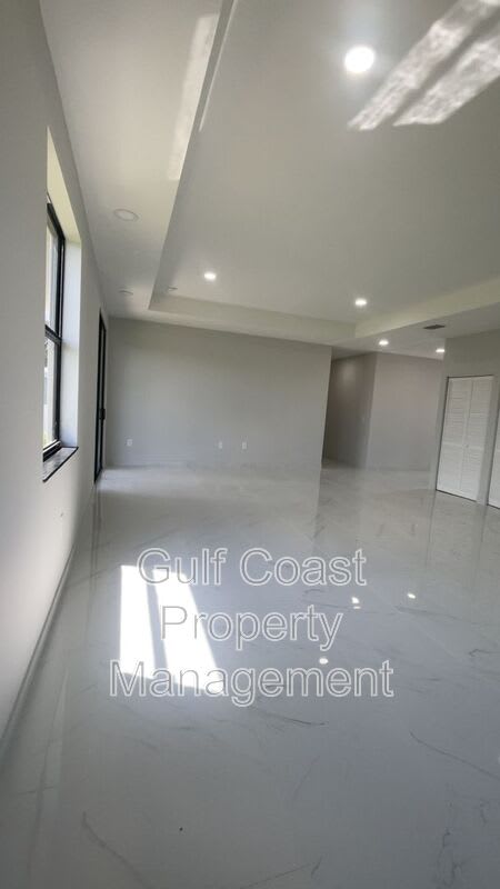 1114 NW 22nd Terrace – photo 5